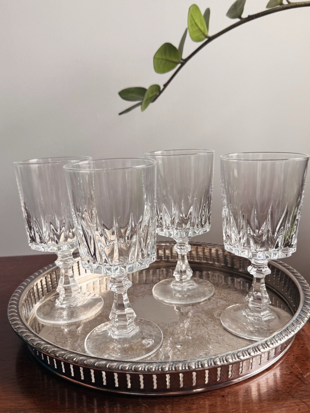 Crystal-Style Clear Glass Wine Goblet Set of 4